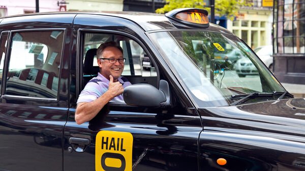 article-england-london-taxi-driver article-england-london-taxi-driver